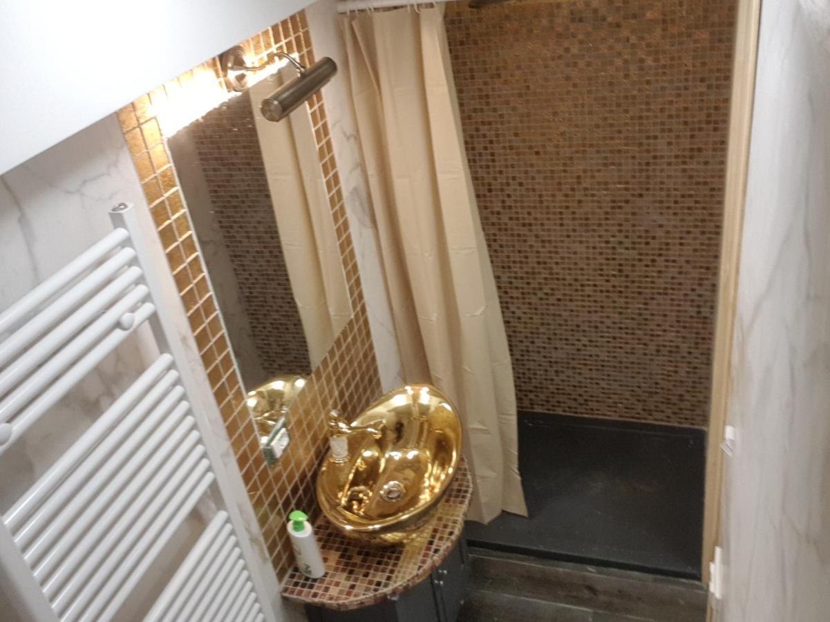 Golden Place Appartamento *